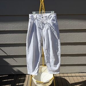 American Eagle Stretch Barrel Jean White